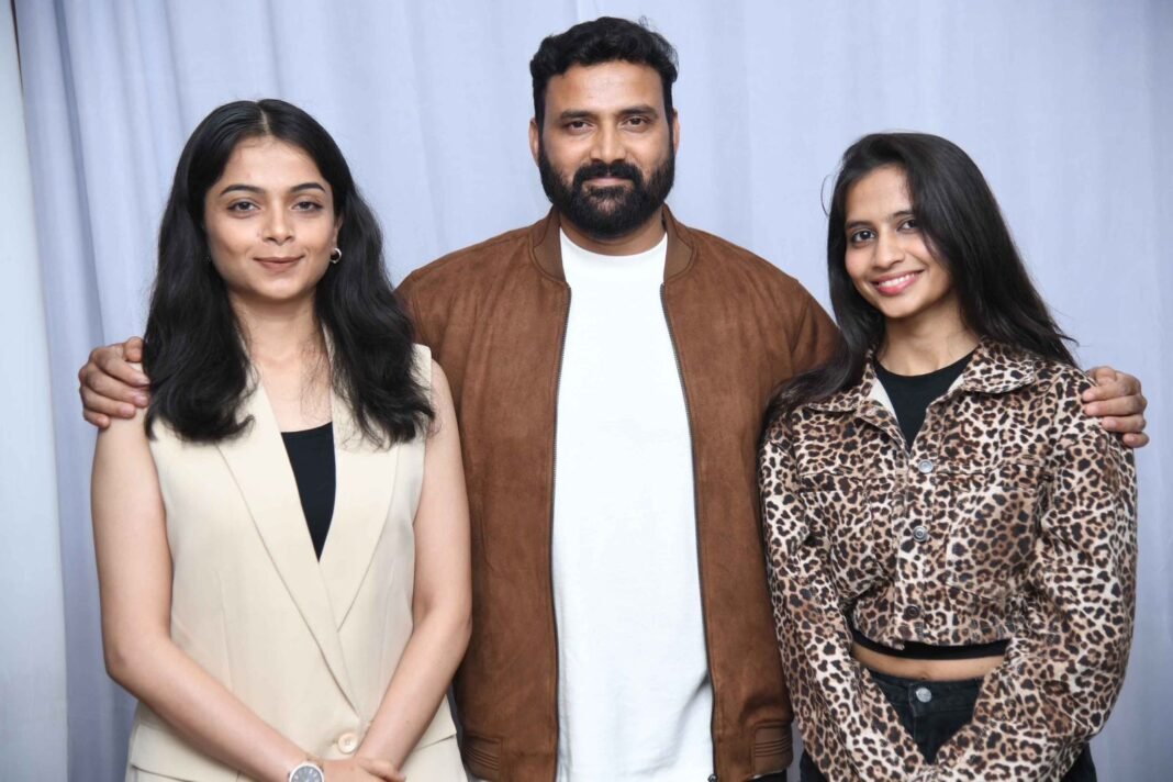 "ಕರಾಸ್ತ್ರ" ಮಹಿಳೆಯರ ಸ್ವರಕ್ಷಣೆಯ ಅಸ್ತ್ರ "ಕರಾಸ್ತ್ರ" ಮಹಿಳೆಯರ ಸ್ವರಕ್ಷಣೆಯ ಅಸ್ತ್ರ