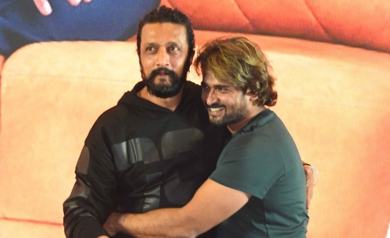 'ಫ್ಲರ್ಟ್' ಟ್ರೈಲರ್ ಬಿಡುಗಡೆ | ಚಂದನ್ ಕುಮಾರ್ ನಟನೆ, ನಿರ್ದೇಶನದ ಸಿನಿಮಾ 'ಫ್ಲರ್ಟ್' ಟ್ರೈಲರ್ ಬಿಡುಗಡೆ | ಚಂದನ್ ಕುಮಾರ್ ನಟನೆ, ನಿರ್ದೇಶನದ ಸಿನಿಮಾ