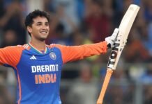 ಭಾರತ : ಜರ್ಸಿ ಬದಲಿಸಿದರೂ ಅದೃಷ್ಟ ಬದಲಾಗಲಿಲ್ಲ! 0, 0, 0 ಅಭಿಷೇಕ್ ಹ್ಯಾಟ್ರಿಕ್ ಶೂನ್ಯ..!