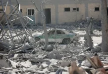 ಇಸ್ರೇಲ್: ಮಧ್ಯಪ್ರಾಚ್ಯದಲ್ಲಿ ಯುದ್ಧ ಉಗ್ರ: ಇರಾನ್ ಕ್ಷಿಪಣಿ ಮಳೆ, ಇಸ್ರೇಲ್-ಅಮೆರಿಕಾ ಭಾರೀ ದಾಳಿ Iran missile attack on Israel during ongoing US-Israel Iran war 2026