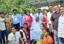 New delhi: 📰 ರಾಷ್ಟ್ರಮಟ್ಟದ ನಾಟಕ ಸ್ಪರ್ಧೆಯಲ್ಲಿ ಸಾಧನೆ: ರಾಜಧಾನಿಯಲ್ಲಿ ಹಾಸನ ತಂಡ ಭೇಟಿ ಮಾಡಿ ಅಭಿನಂದಿಸಿದ ಎಚ್.ಡಿ. ದೇವೇಗೌಡ, ಕುಮಾರಸ್ವಾಮಿ