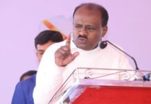 Mysuru: ಮೈಸೂರು: ಯುದ್ಧ ಸಂಪೂರ್ಣ ನಿಲ್ಲುವವರೆಗೂ ಎಲ್ಲರನ್ನ ಅಲ್ಲಿಂದ ಕರೆಸುವುದು ಕಷ್ಟ- ಕೇಂದ್ರ ಸಚಿವ HDK ಇರಾನ್ ಇಸ್ರೇಲ್ ಸಂಘರ್ಷ ಹಿನ್ನೆಲೆ ಕನ್ನಡಿಗರ ಸುರಕ್ಷತೆ ಬಗ್ಗೆ ಮಾತನಾಡುತ್ತಿರುವ ಎಚ್ ಡಿ ಕುಮಾರಸ್ವಾಮಿ