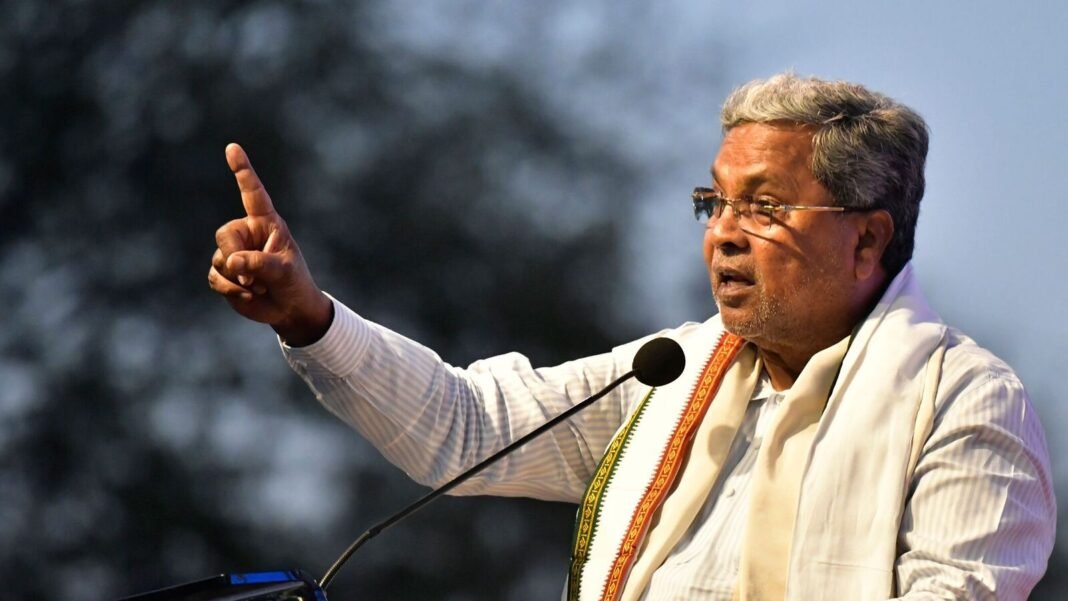 maannewsimage22022026_192955_Siddaramaiah_1712980183967_1712980184222 ದಾವಣಗೆರೆಯಲ್ಲಿ ಸಮರ್ಥ್ ಶಾಮನೂರು ಪರ ಸಿಎಂ ಸಿದ್ದರಾಮಯ್ಯ ಪ್ರಚಾರ ನಡೆಸುತ್ತಿರುವ ದೃಶ್ಯ
