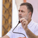 ನವದೆಹಲಿ:ಕೆಲವೇ ದಿನಗಳಲ್ಲಿ ಆರ್ಥಿಕ ಬಿರುಗಾಳಿ ಗ್ಯಾರಂಟಿ : ರಾಹುಲ್ ಗಾಂಧಿ ಎಚ್ಚರಿಕೆ ಭಾರತದ ಆರ್ಥಿಕ ಪರಿಸ್ಥಿತಿ ಕುರಿತು ಎಚ್ಚರಿಕೆ ನೀಡುತ್ತಿರುವ ರಾಹುಲ್ ಗಾಂಧಿ