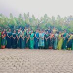 ಹಾಸನ: ಸ್ಕಾಲರ್ಸ್ ಇಂಟರ್ನ್ಯಾಷನಲ್ ಶಾಲೆ, ಪಿಯು ಕಾಲೇಜಿನಲ್ಲಿ ನವರಾತ್ರಿ ಸಂಭ್ರಮ; ಹಸಿರು ಉಡುಪಿನಲ್ಲಿ ಮಿಂಚಿದ ಮಹಿಳಾ ಸಿಬ್ಬಂದಿ